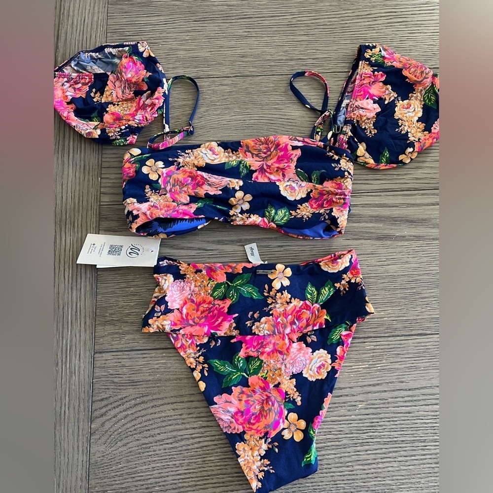 Maaji Peony Ebony Puff Sleeve Bikini Top M & Applause Reversible Bikini Bottom S - Picture 14 of 16